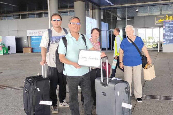 Phnom Penh To/From Siem Reap Private Car - The van issue deserves attention