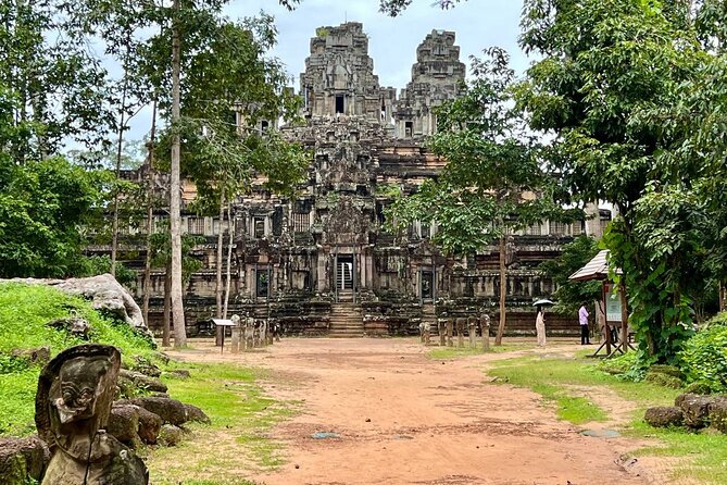 Phnom Penh to Siem Reap, Angkor Wat & Return, 2 Day Private Tour - Sunrise at Angkor Wat on Day 2