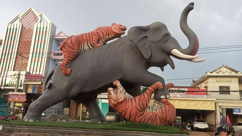 Phnom Penh to Siem Reap Through Cambodia’s Heartland - Phnom Santuk and the choice between effort and ease