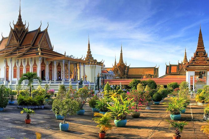 Phnom Penh Tours and Mekong River cruise - Guide coverage, comfort, and the pace of the day
