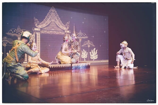 Phnom Penh Unique Classical Dance Show Every Saturday &Sunday - Why the small studio changes the experience