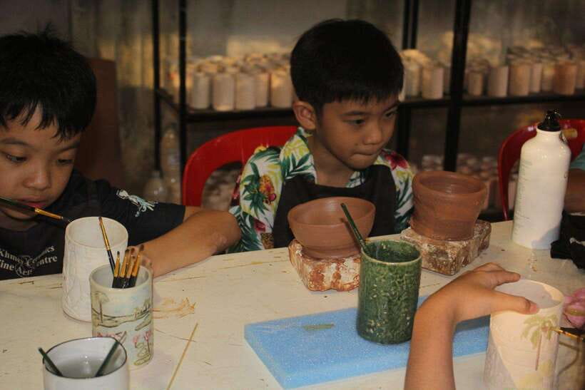 Pottery Classes Siem Reap with Pick up Drop off - Carving Khmer decoration into your bowl