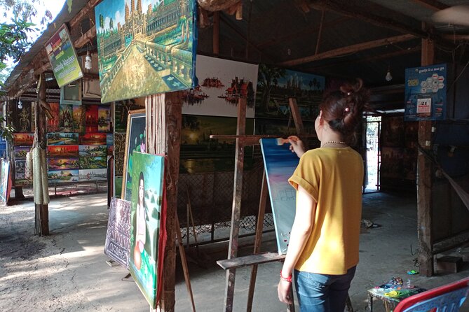 Preah Khan, Neak Pean and Pre-Rup Private Tour - Ta Som: a smaller temple with a forest mood