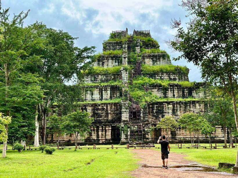 Preah Vihear: Full-Day Preah Vihear and Koh Ker Temple Tour - Eleven hours means serious road time