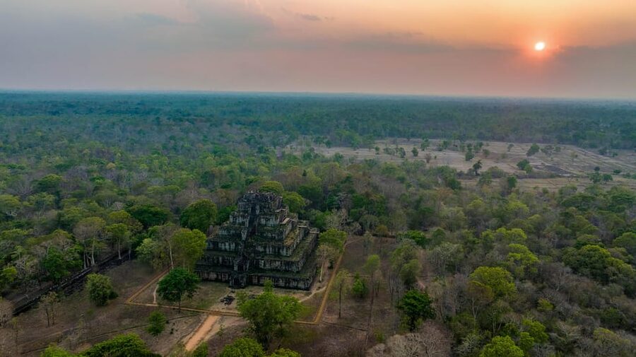 Preah Vihear, Koh Ker and Beng Mealea Private Day Tour - Should you book the Preah Vihear, Koh Ker, and Beng Mealea tour?