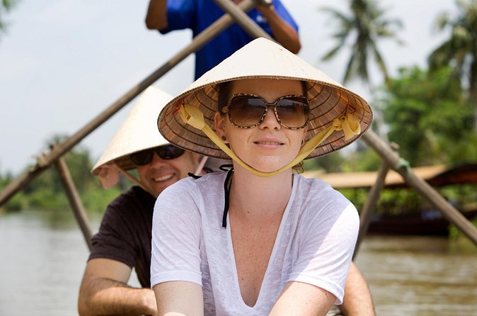 Private 3-Day Mekong Delta River Tour from Phnom Penh to Ho Chi Minh City - Day 3: Cai Rang floating market before the crowds build