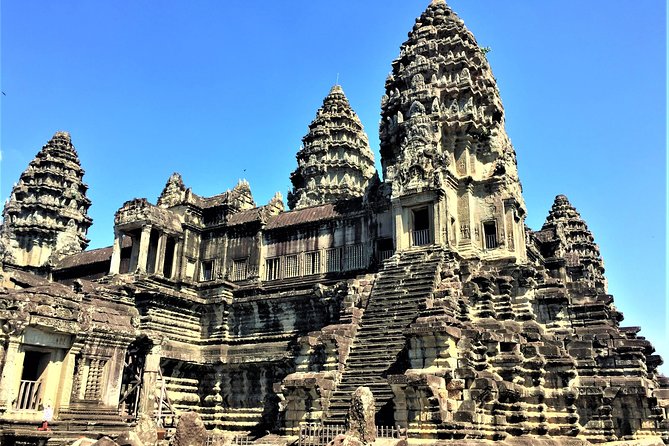 Private Angkor Sunrise Bayon Ta Prohm Bonteay Srie Vip Tour - Ta Nei: A Small Ruin and a Needed Pause