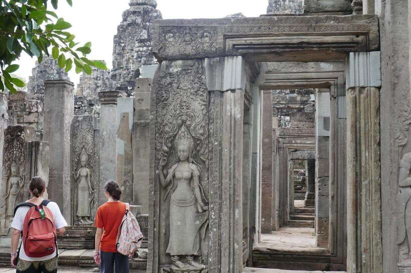 Private Angkor Sunrise, Guide Breakfast and Tuktuk included - Guide quality matters more than the low price