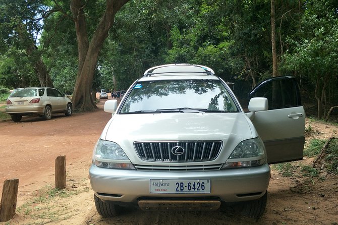 Private Angkor Sunrise & Major Temples Tour by English Speaking SUV Car Driver - Angkor Thom’s north gate and Pallilay