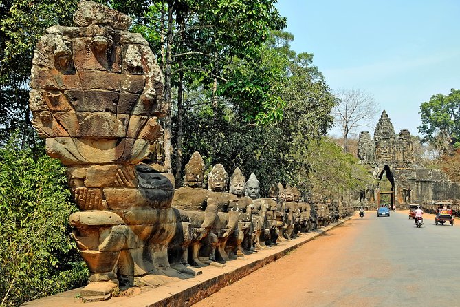 Private Angkor Wat Guided Sunset Tour - What the $19 price really covers