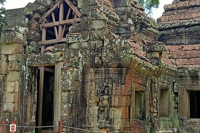 Private Angkor Wat Guided Sunset Tour - Angkor Wat, the essential first look