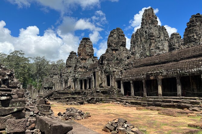 Private Angkor Wat Sunrise Tour with Lunch Included - Srah Srang and the route’s final stop