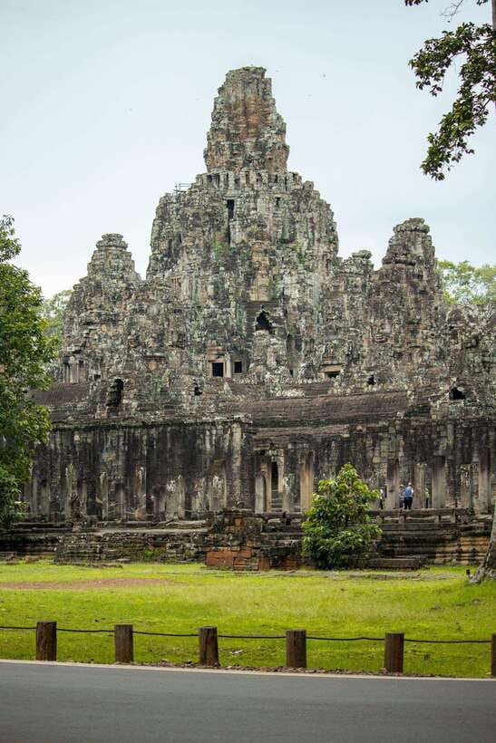 Private Angkor Wat Sunset Tour with Lunch and Snack Included - What the $69 price really covers