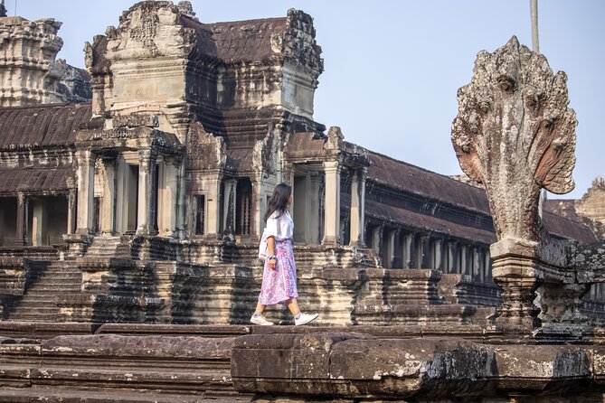Private Angkor Wat Tour & Angkor Park/Heritage With Local Guide - Lunch beside Srah Srang