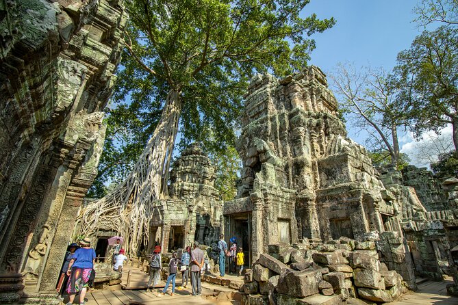 Private Angkor Wat Tour & Angkor Park/Heritage With Local Guide - What the $60 price really covers