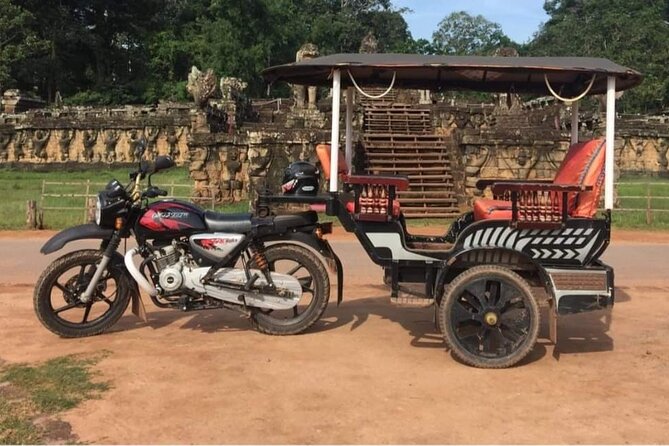 Private Angkor Wat Tour with English-Speaking Guide - Baphuon and Phimeanakas: smaller stops with useful context