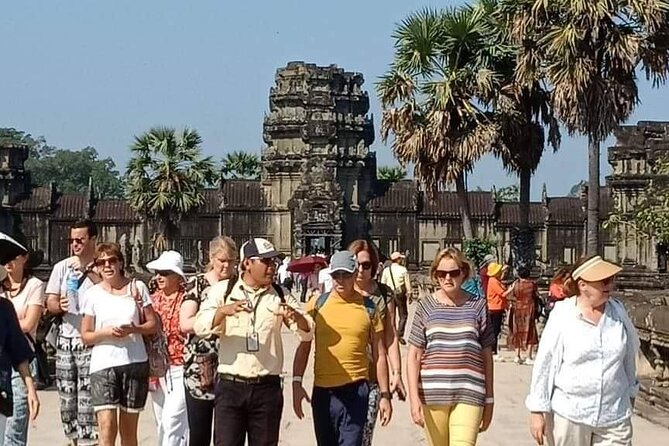 Private Banteay Srei and 4 Temples Guided Tour - What the $75 price really covers