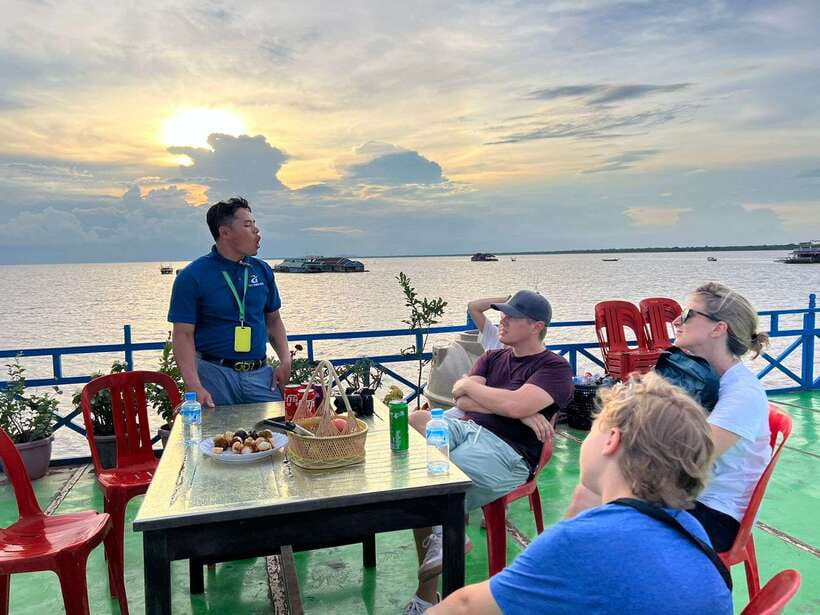 Private Beng Mealea and Floating Village Tour with Sunset - The day in five useful points