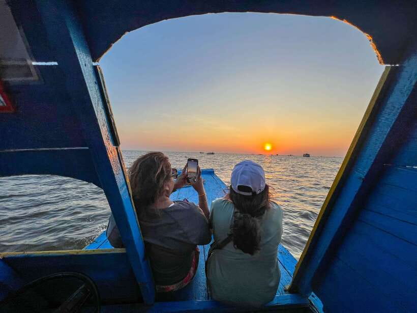 Private Beng Mealea and Floating Village Tour with Sunset - Why this 10-hour outing works