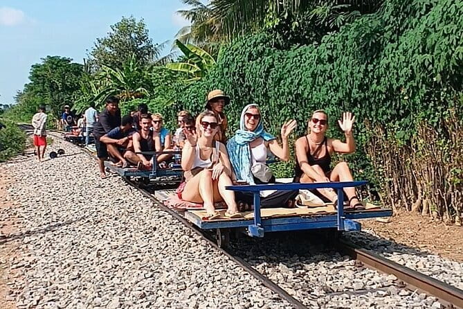 Private Boat from Battambang to Siem Reap via Tonle Sap Lake - The final approach to Siem Reap