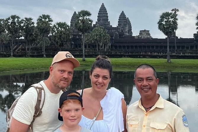 Private Day Trip to Angkor Temples with Expert Guide - Key points at a glance