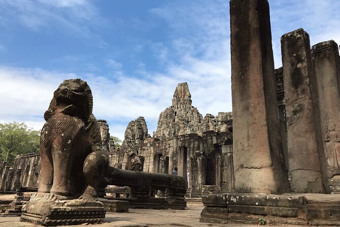 Private Guided Angkor Wat Tour by Lady Tuk Tuk with Monk Blessing - A monk blessing gives the day a quieter ending