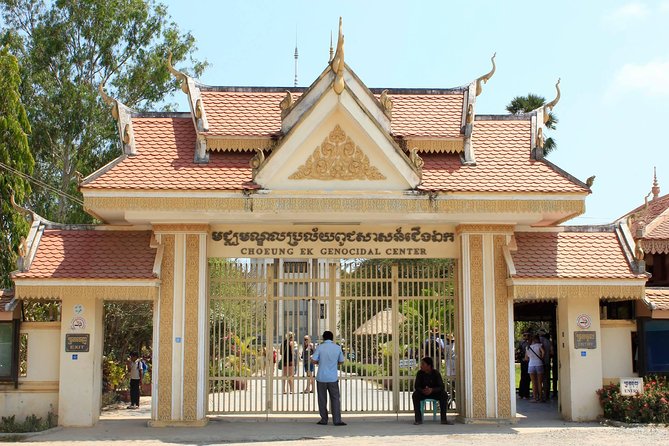 Private Half Day Trip to Genocidal Museum & Killing Field - Why this Phnom Penh tour matters