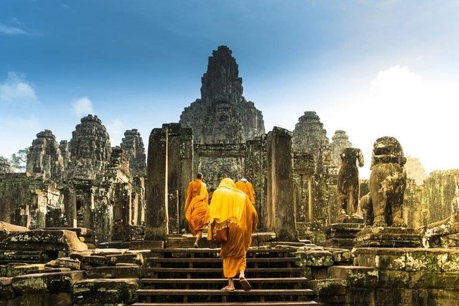 Private one-day tuktuk 'small tour' of the oldest Angkor temples - Ta Keo: a stark unfinished pyramid