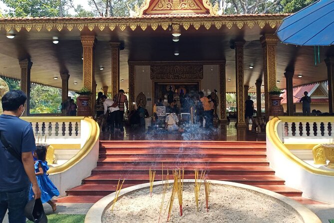 Private Siem Reap City Tour - The guides can shape the experience