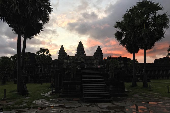 Private: Sunrise Angkor Wat Full Day Guided Visit - Angkor Thom and the Bayon faces