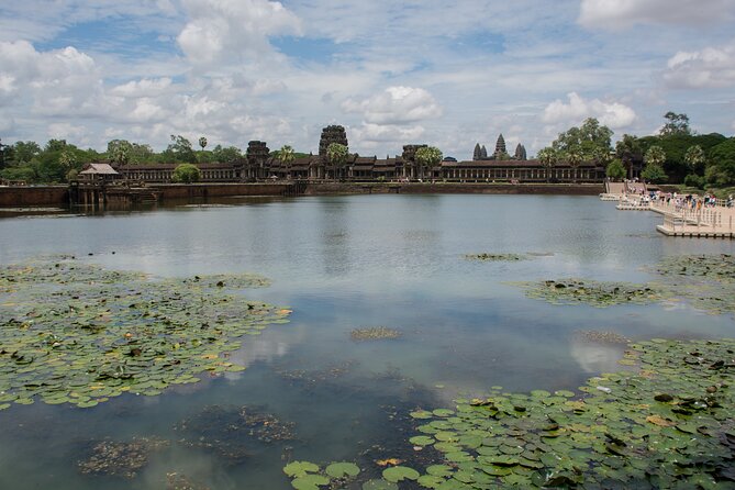 Private Sunrise Angkor Wat Tour with pickup from your hotel - What the private format really changes