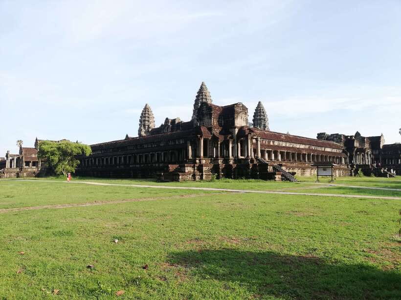 Private Sunrise Angkor Wat Tour - Angkor Wat gives you the full first look