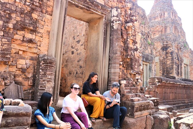 Private Temples and Lake Explorer - Lunch and the jungle-wrapped ruins of Ta Prohm