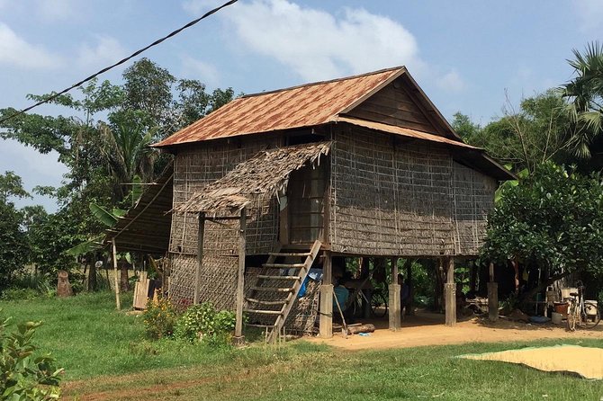 Private Tour to Kompong Phluk Off Beaten Track - Wat Thmey and the difficult second half of the day
