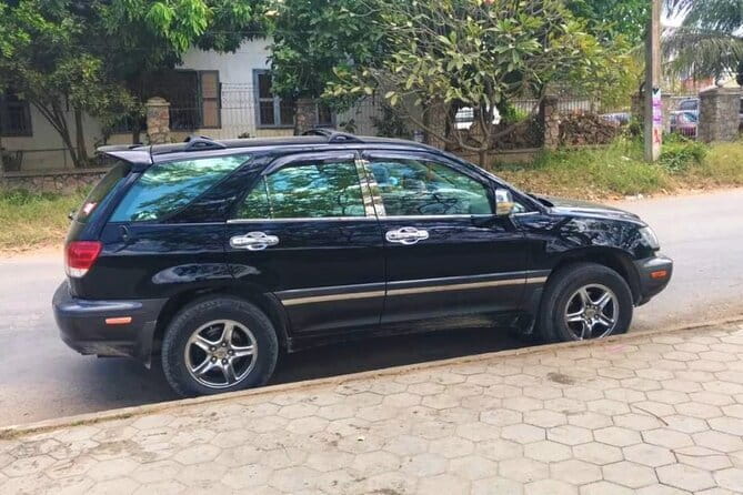Private Transfer From or to Phnom Penh <=> Sihanoukville - From Sihanoukville port to Phnom Penh