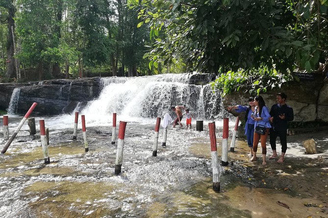 Prrivate Guided Tour To Bantey Srei Temple And Phnom Kulen Paradise Waterfall - Why this makes a good day trip from Siem Reap