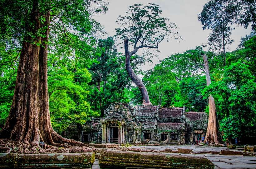 Seat-In-Coach: Small Circuit tour with Sunrise at Angkor Wat - Angkor Wat: scale, symmetry, and an early crowd