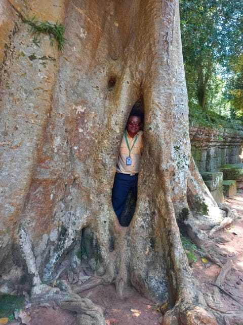 Shared day tour with Spanish-speaking guide at Angkor Temple. - Who should book this Angkor tour?