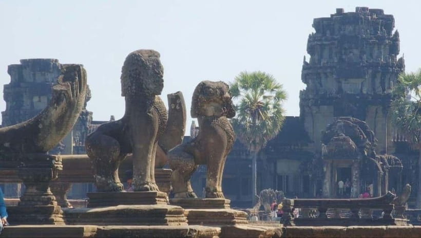 Siem Reap: 2-Day Private Angkor Wat & Phnom Kulen Tour - Choosing Day 2: mountain, ruins, or lake life
