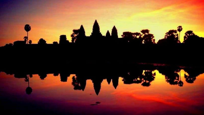 Siem Reap: 2-Days Angkor Wat with Sunrise Small-Group Tour - Breakfast, Ta Prohm, and the trees