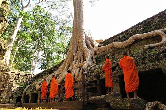Siem Reap 2 Days Private Tour Angkor Wat and Floating Village - West Baray and Svay Romiet Pagoda