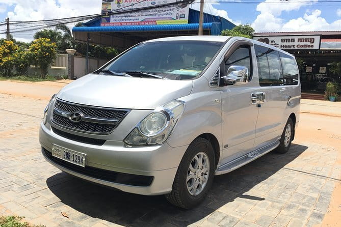 Siem Reap Airport Taxi Transfer - City Center Hotels - Vehicle choices for couples, families, and groups