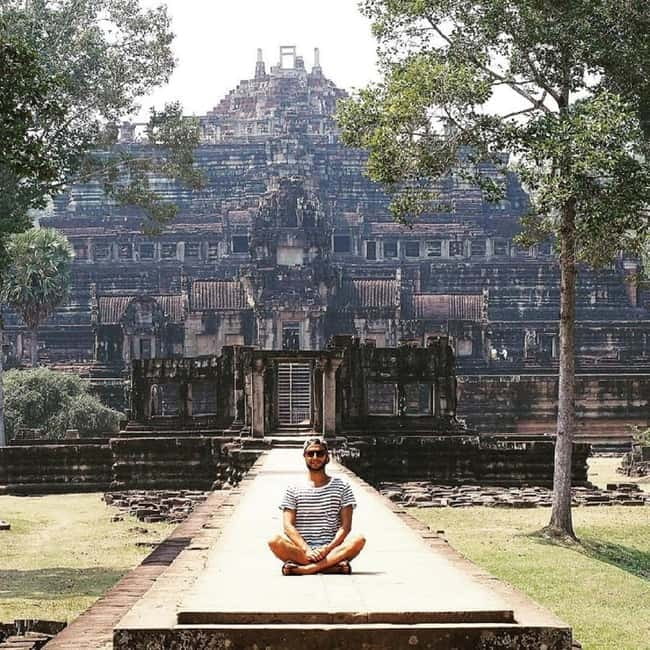 Siem Reap: Angkor 1-Day Private Tour with Sunset or Sunrise - Sunset at Phnom Bakheng