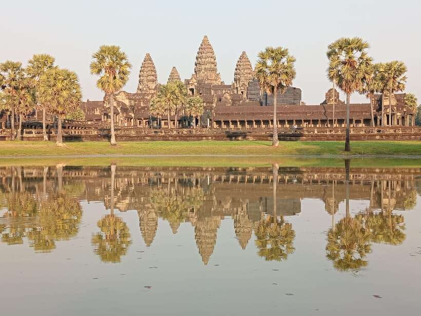 Siem Reap: Angkor Full-Day Group Tour with Japanese Guide - Why a Japanese guide makes Angkor easier to understand