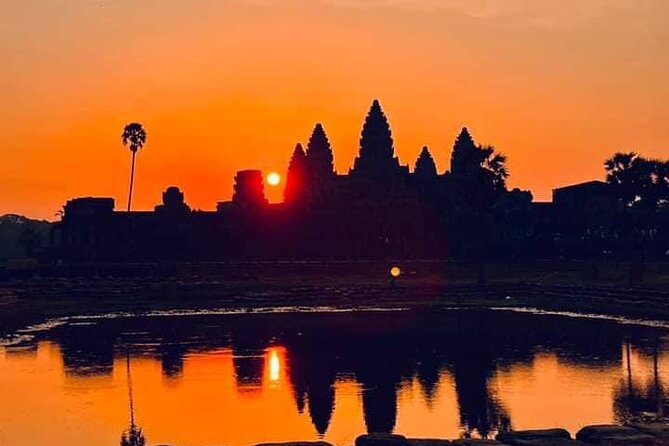 Siem Reap Angkor Private Tour Guide in English and Spanish - Angkor Wat: more than a famous photograph