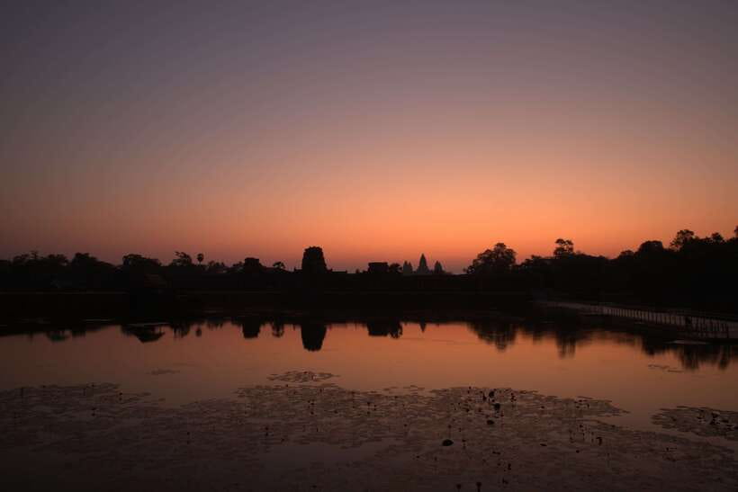 Siem Reap: Angkor Sunrise 1- or 2-Day Guided Temples Tour - Angkor Thom and Bayon: faces above the forest