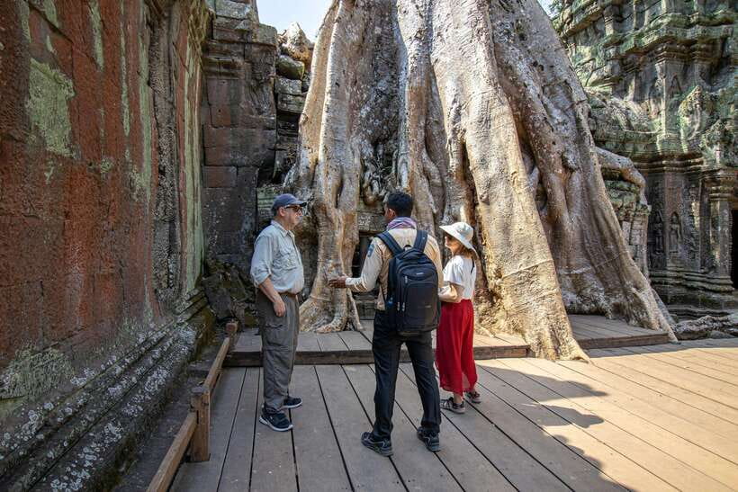 Siem Reap: Angkor Sunrise Private Tour - World Heritage Site - Angkor Wat: three hours around the sunrise icon
