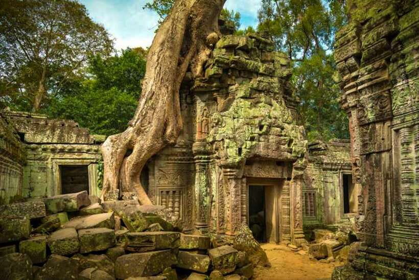 Siem Reap: Angkor Wat 2-Day Tour with Sunrise and Sunset - Day two: quieter temples and a later start