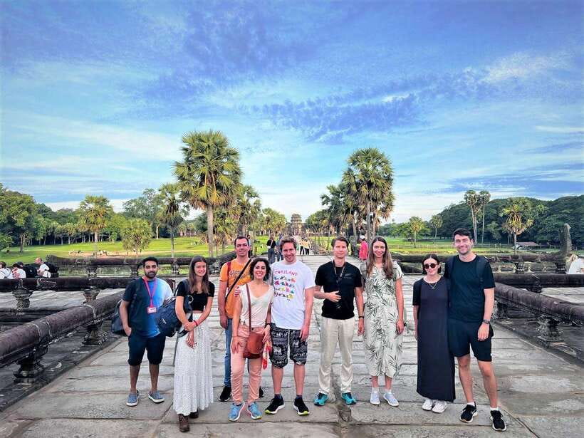 Siem Reap: Angkor Wat, Bayon & Ta Prohm Guided Tour - Key points to know before booking