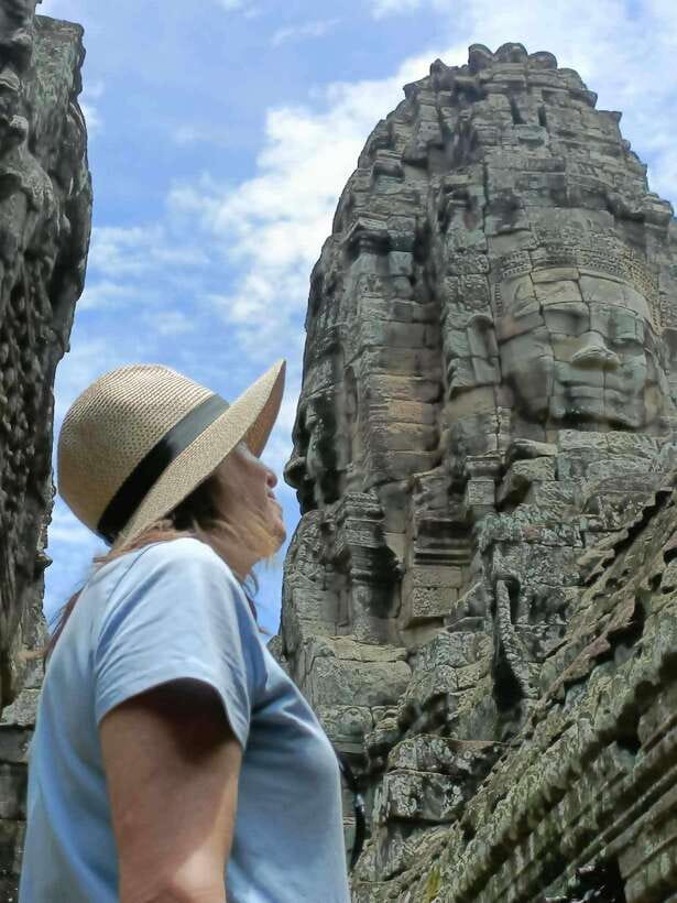 Siem Reap: Angkor Wat Private Tuk-Tuk Tour - Bayon Temple and the scale of Angkor Thom